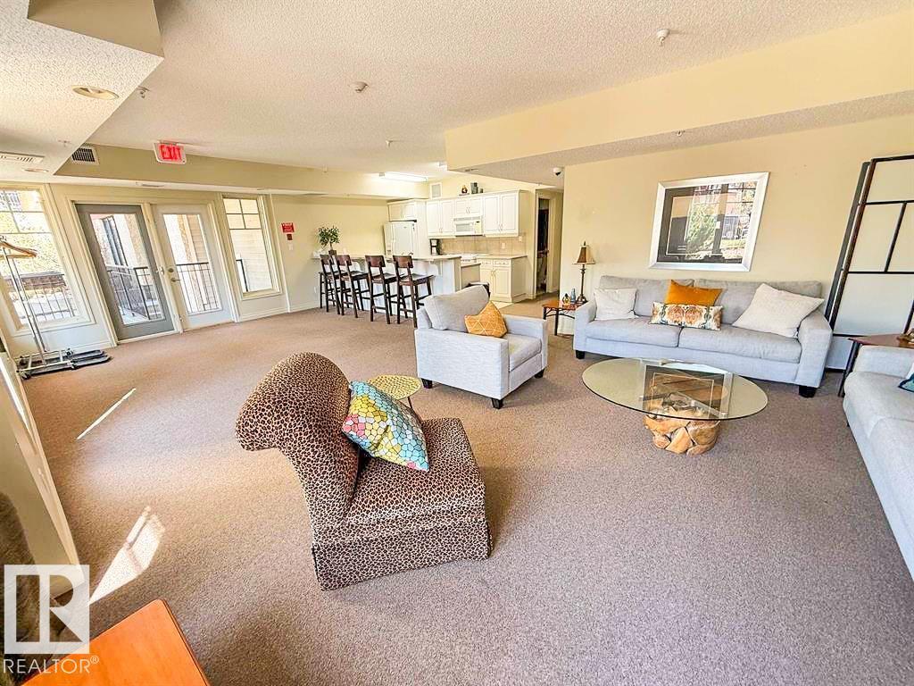 #209 9819 96A ST NW - 57