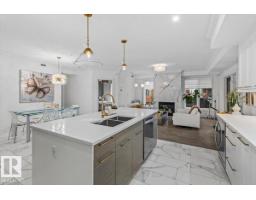 #209 9819 96a St Nw, Edmonton, AB T6A4A2 Photo 8