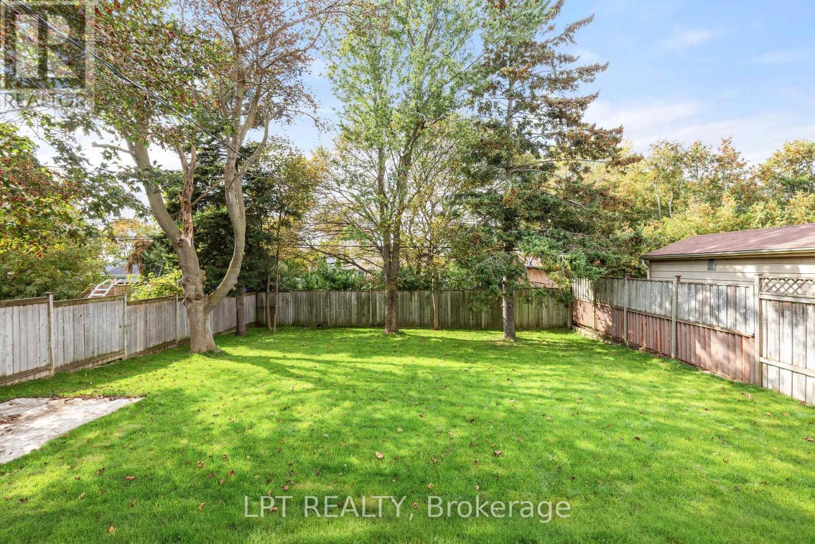 868 Liverpool Road — photo 35