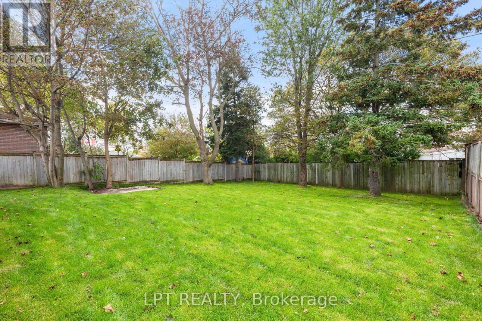 868 Liverpool Road — photo 39