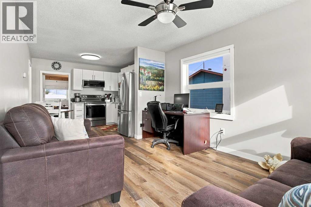5022 50 Avenue - Image 14