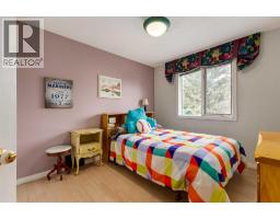 660 Coach Grove Road Sw, Calgary, AB T3H1C6 Photo 34