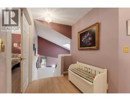 660 Coach Grove Road Sw, Calgary, AB T3H1C6 Photo 27