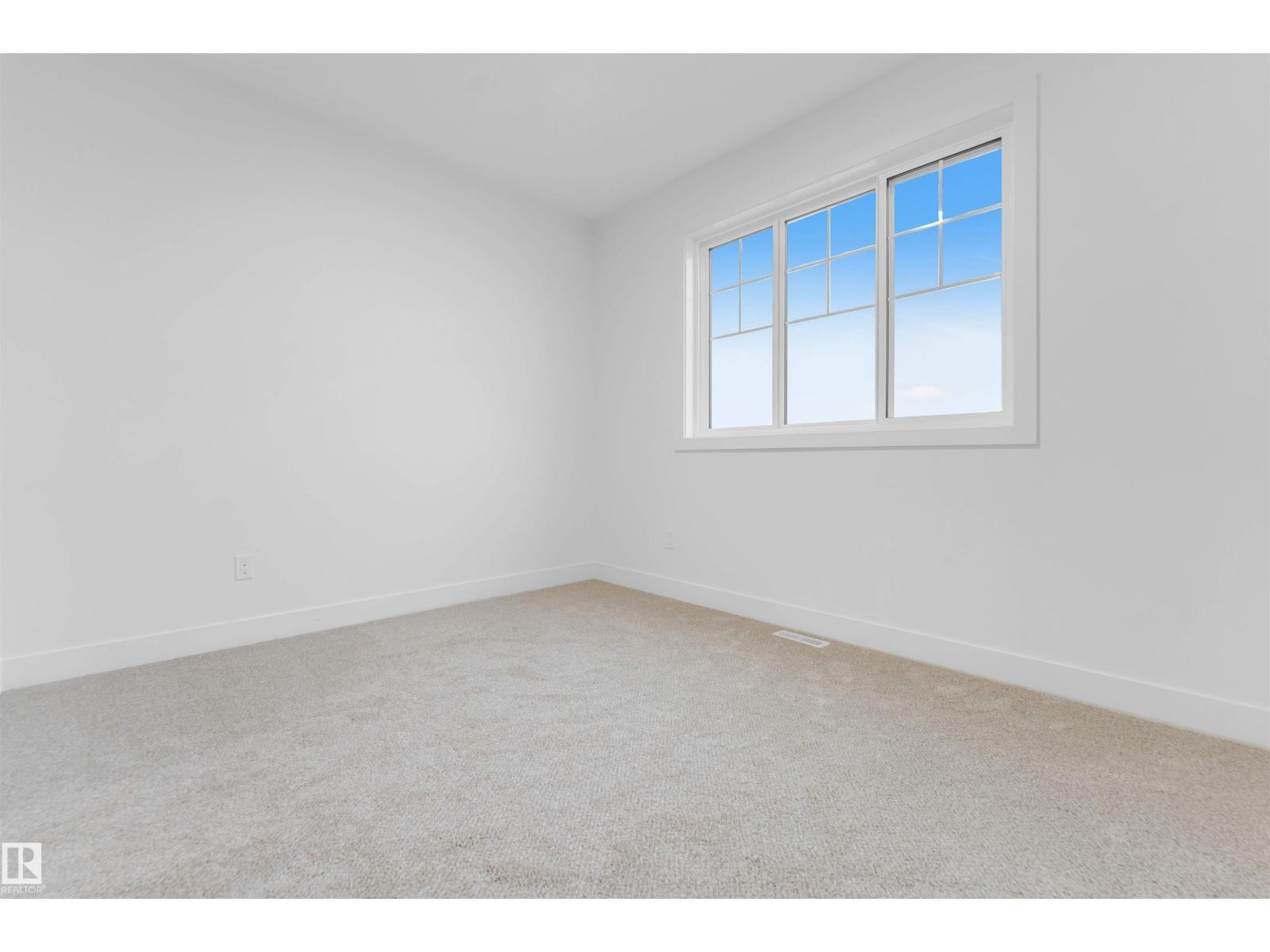 22538 83A AV NW, Edmonton — photo 32