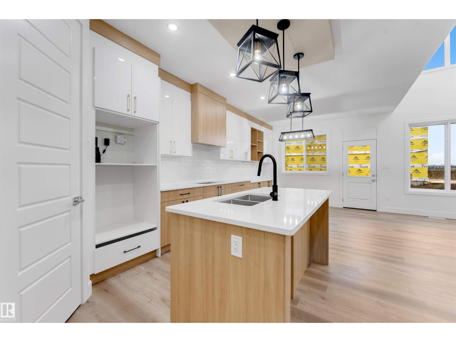 22538 83A AV NW, Edmonton — photo 18