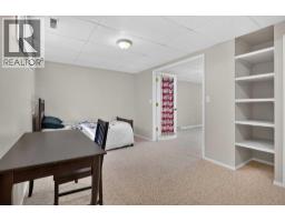 292 Silver Brook Way Nw, Calgary, AB T3B3G8 Photo 17