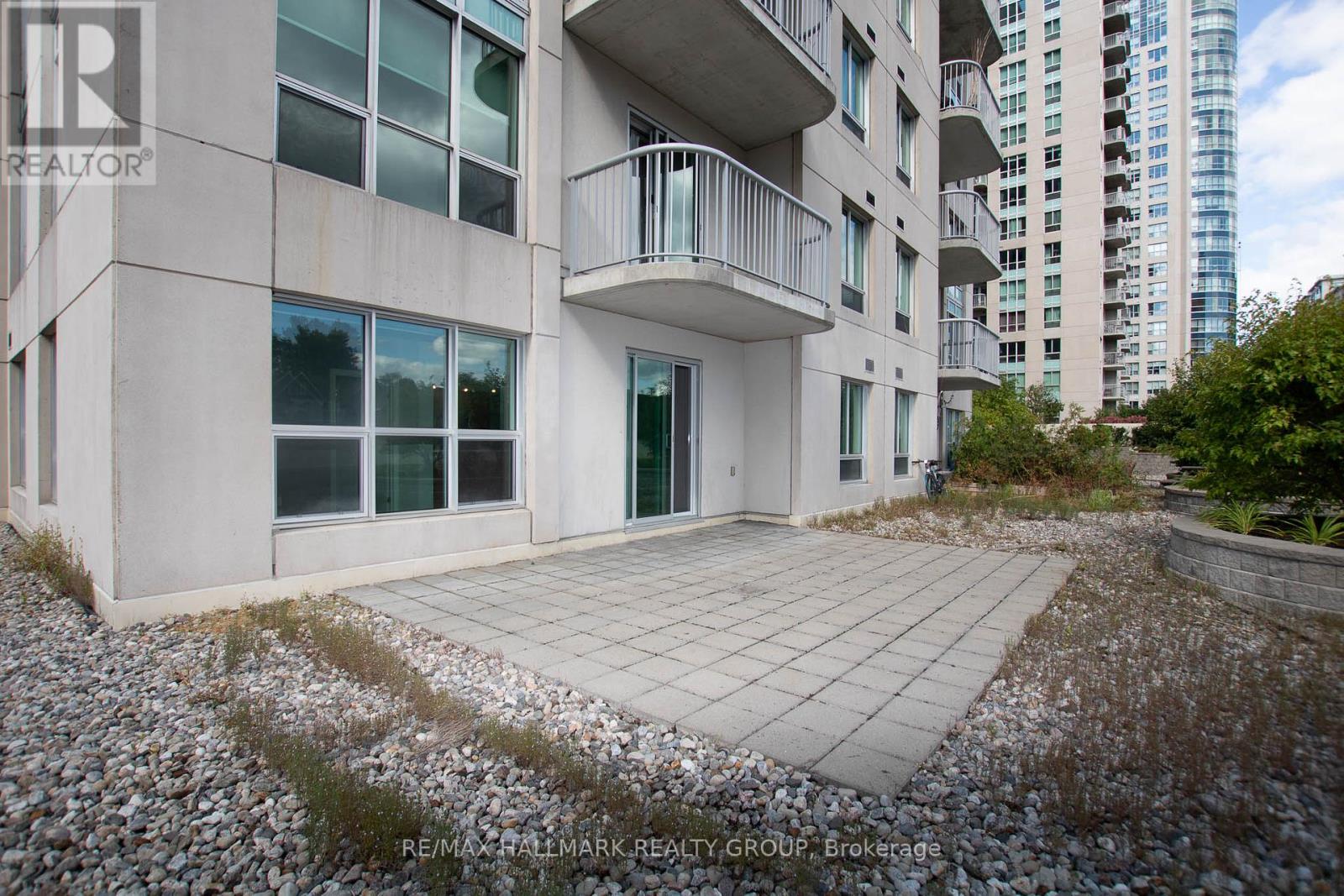 200 Rideau Street — photo 27