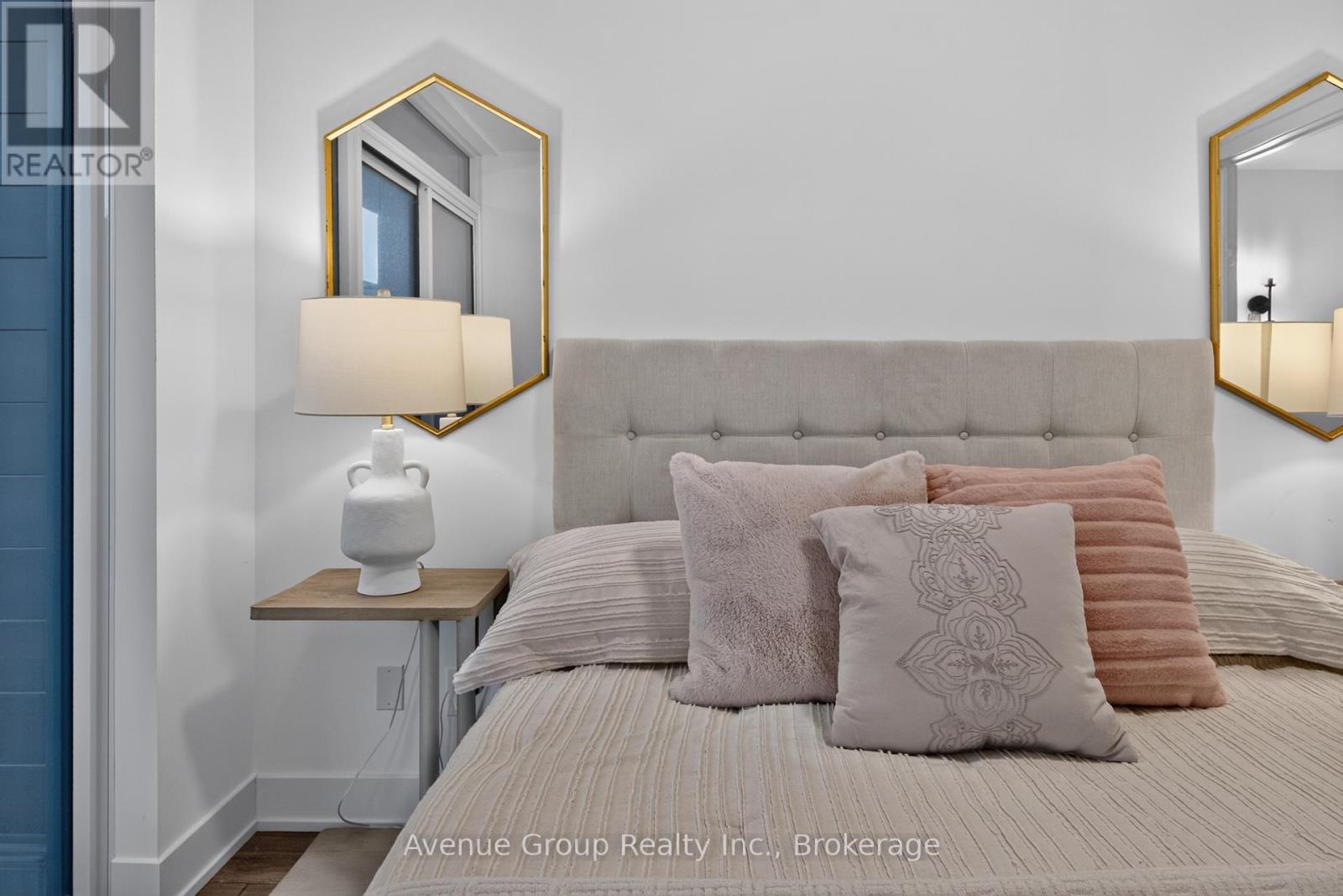 202- 1285 Queen Street East, Toronto, ON photo 17