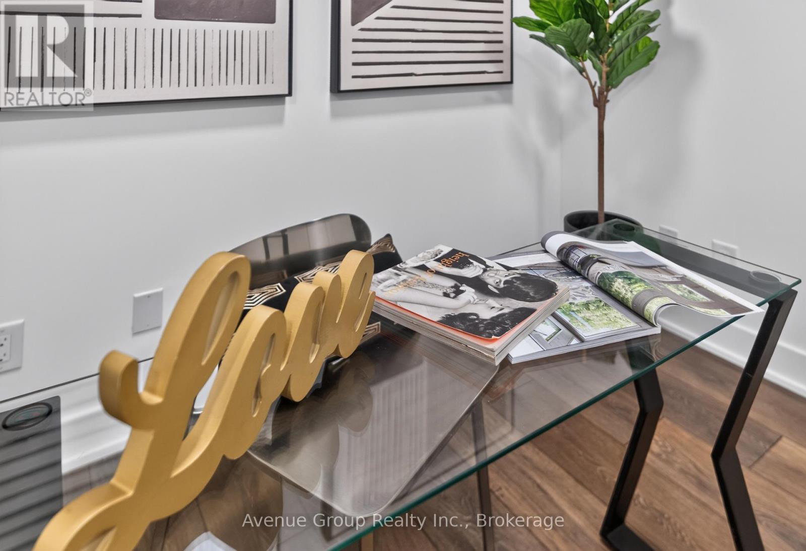 202- 1285 Queen Street East, Toronto, ON photo 6
