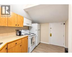 Kitchen - 2176 Mcdougall, Windsor, ON N8X3N3 Photo 14