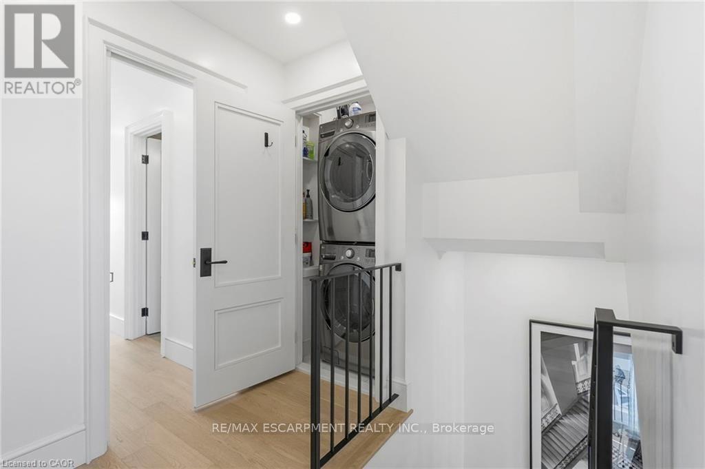 305 Randall Street, Oakville, ON photo 21