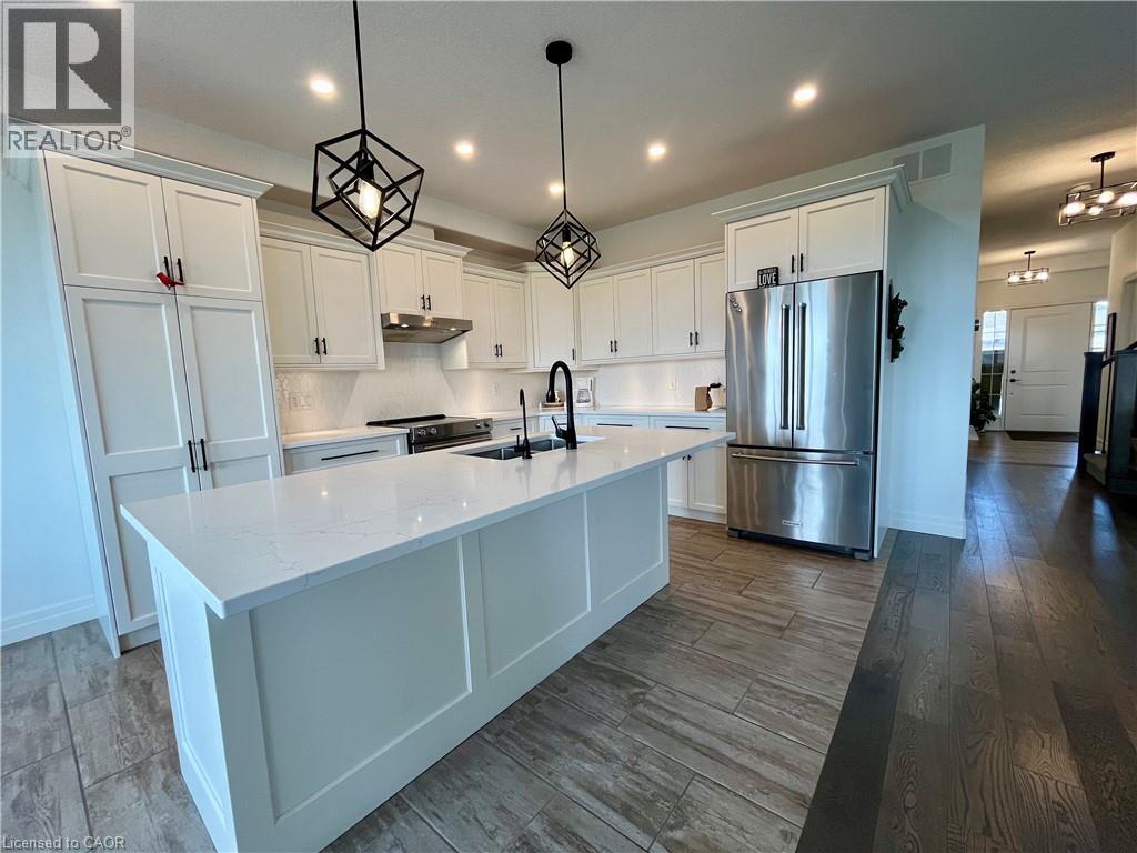 111 Village Road — photo 10
