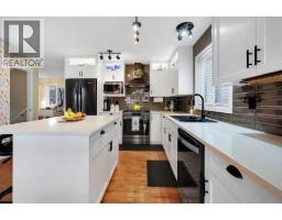 87 Springs Crescent SE - photo 1