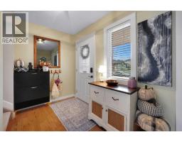 87 Springs Crescent SE - photo 2