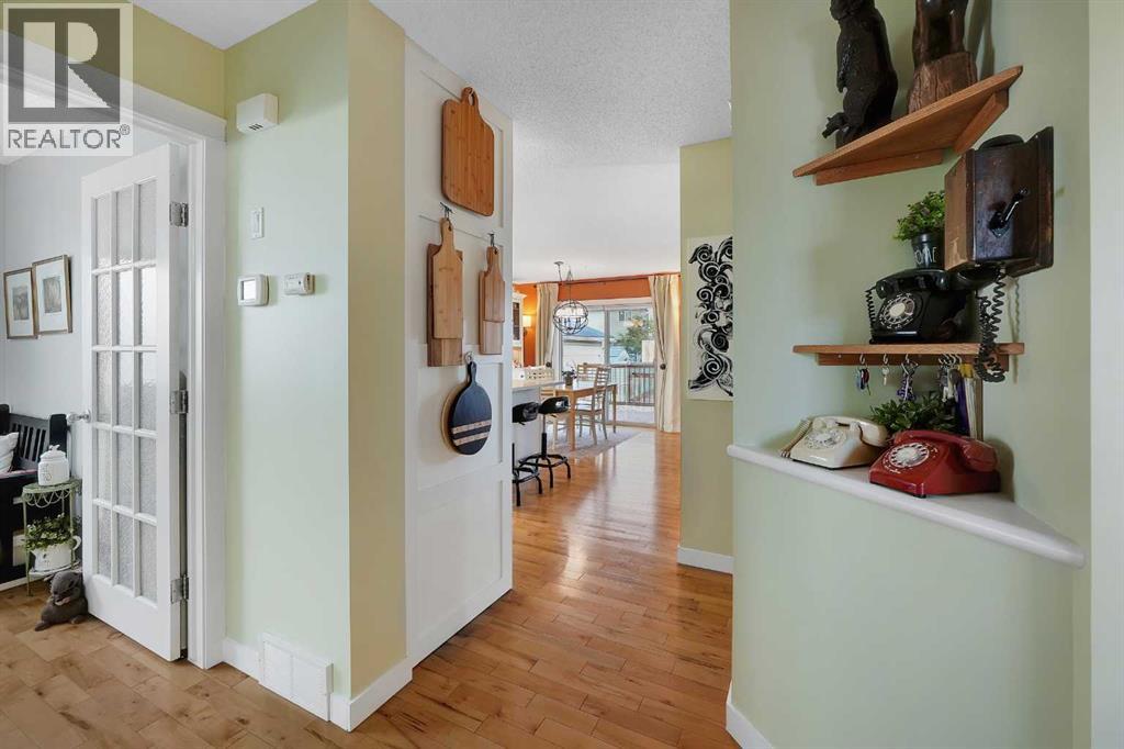 87 Springs Crescent SE - Image 8