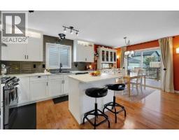 4pc Bathroom - 87 Springs Crescent Se, Airdrie, AB T4A2C9 Photo 9