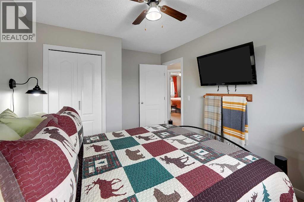 87 Springs Crescent SE - Image 35