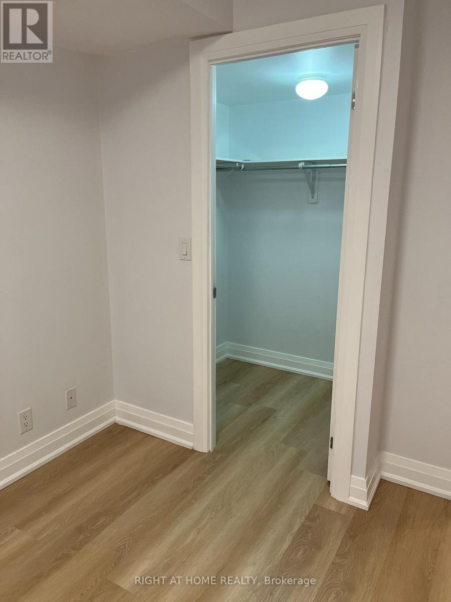 75 South Town Centre Boulevard — photo 14
