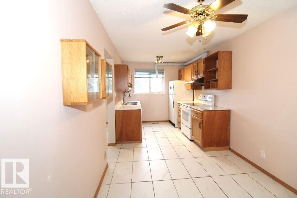 11393 22 AV NW - 9