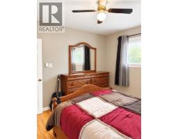 Living room - 175 Second Avenue, Moncton, NB E1C7Y5 Photo 11