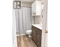 175 Second Avenue, Moncton, NB E1C7Y5 Photo 13