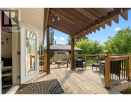909 6 Street SW - photo 17