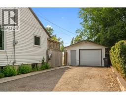 909 6 Street SW - photo 22