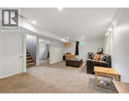 909 6 Street SW - photo 12