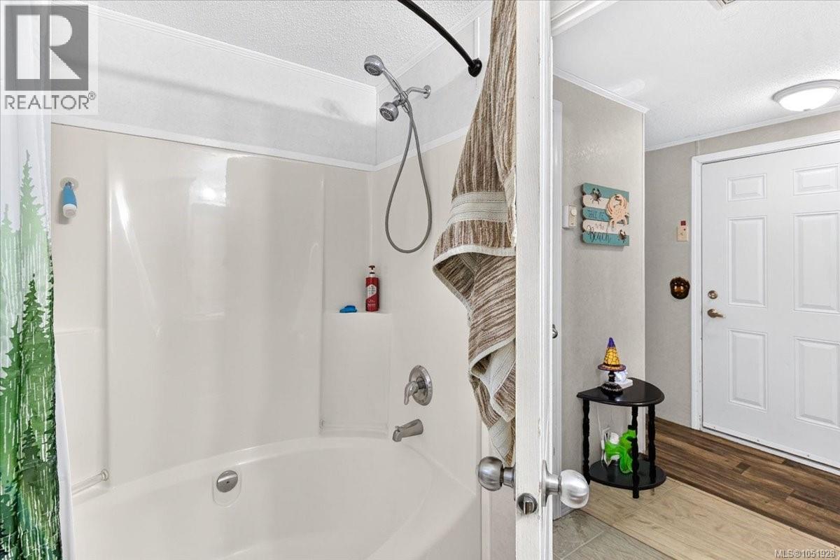 3 10325 Lakeshore Rd, Port Alberni - Image 1
