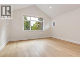 537 Balata Bay Dr, Qualicum Beach, BC V9K0B9 Photo 19