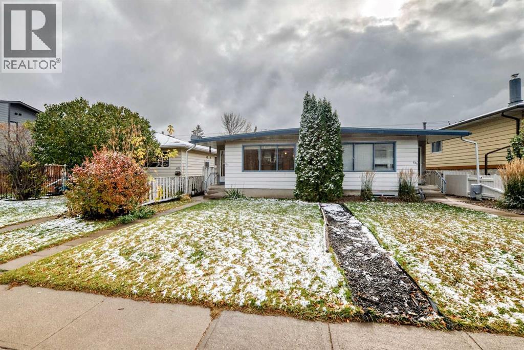 823 67 Avenue SW - 38