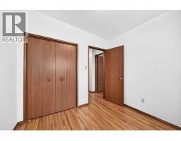 823 67 Avenue Sw, Calgary, AB T2V0M6 Photo 18