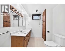 823 67 Avenue Sw, Calgary, AB T2V0M6 Photo 31