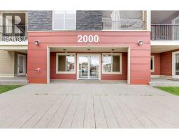 210, 15 Saddlestone Way NE - photo 2
