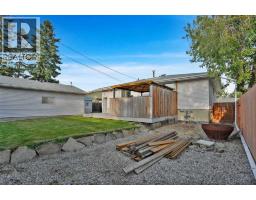 19 Maryvale Crescent NE - photo 22