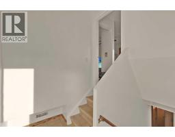 19 Maryvale Crescent NE - photo 18