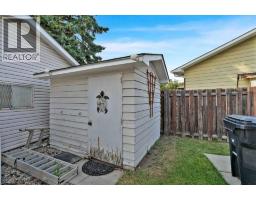 19 Maryvale Crescent NE - photo 28