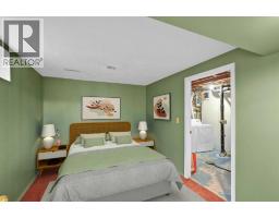 19 Maryvale Crescent NE - photo 31