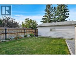 19 Maryvale Crescent NE - photo 24