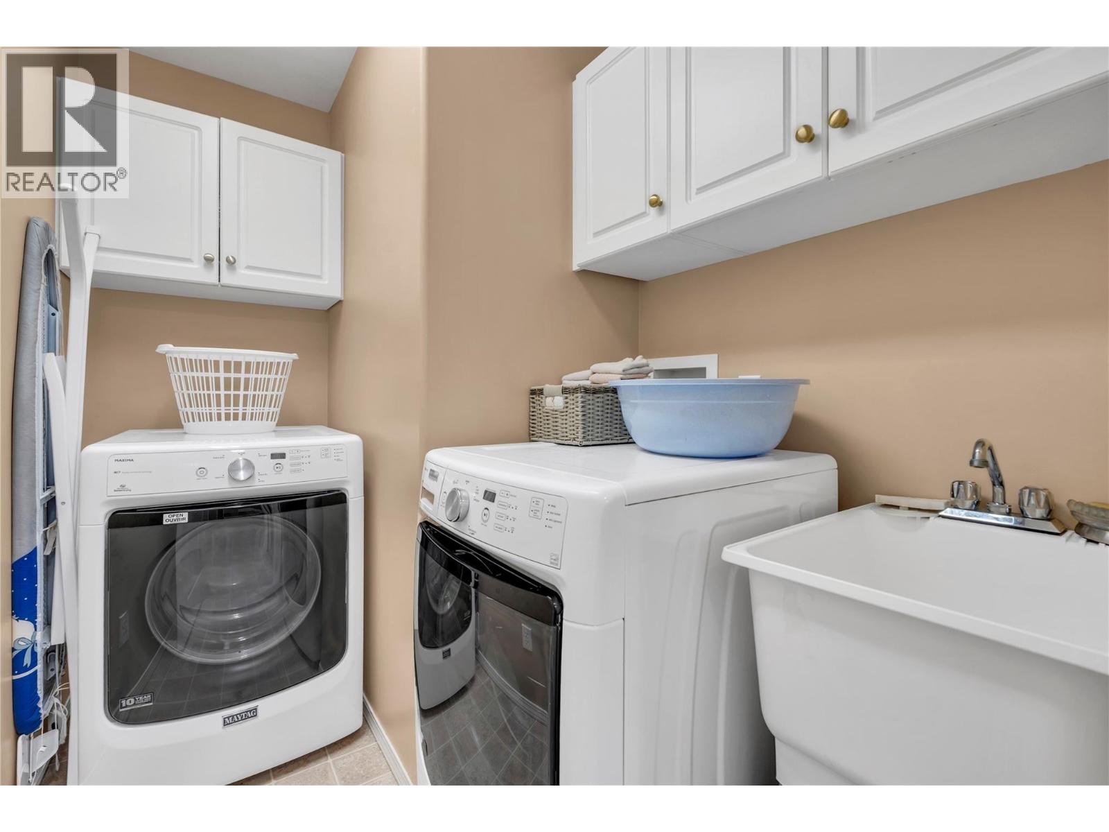 546 Redwing Drive - 26