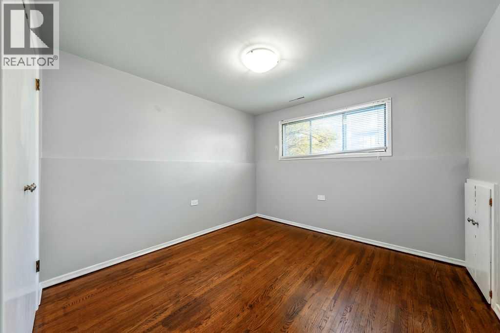5415 5 Street SW - 29