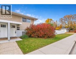 5415 5 Street SW - photo 2