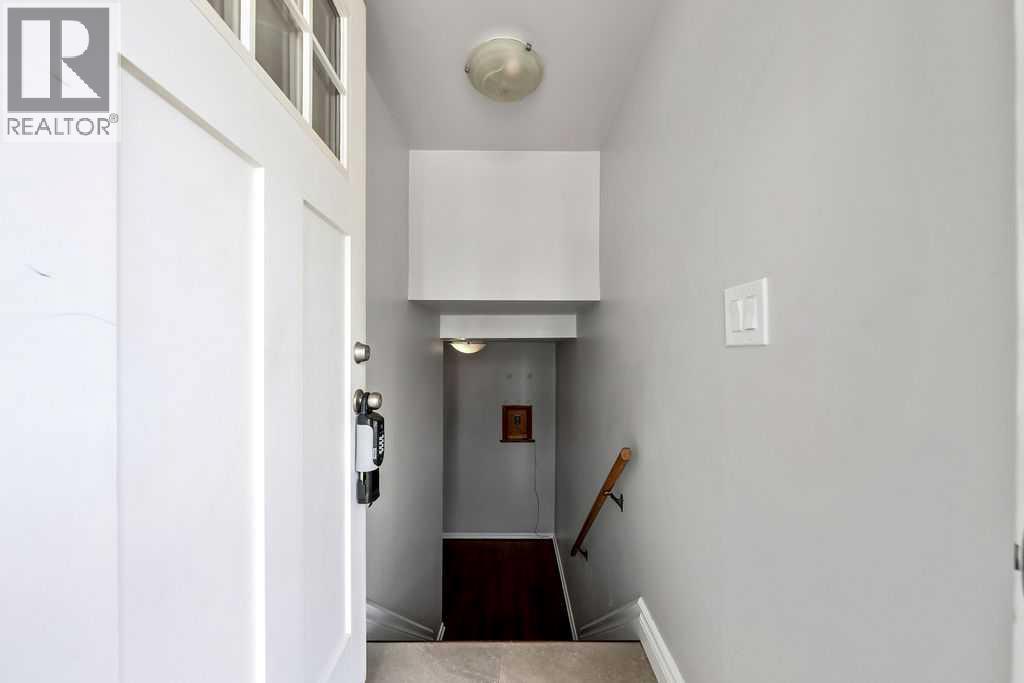 5415 5 Street SW - 17