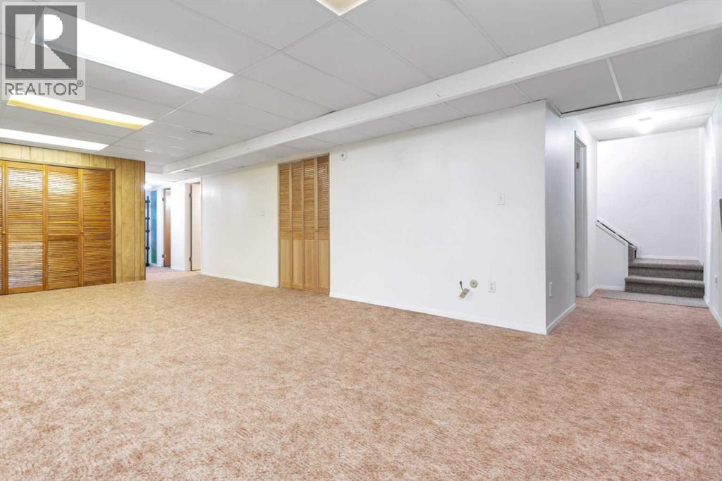 7028 59 Avenue - 26
