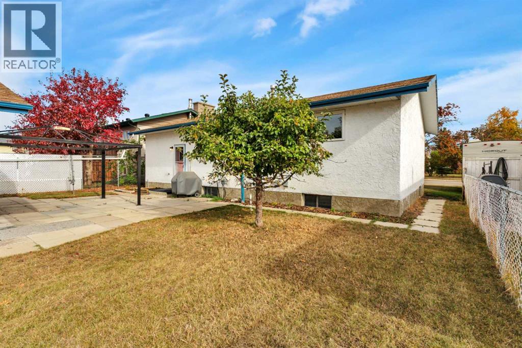 7028 59 Avenue - 38