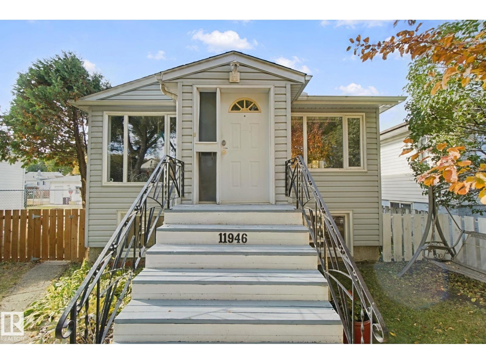 Photo of 11946 70 ST NW, Edmonton