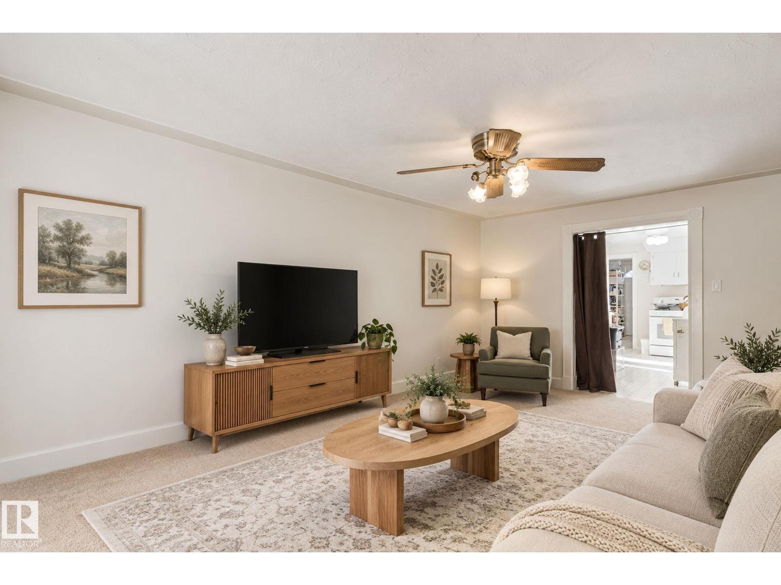 11946 70 ST NW - 2