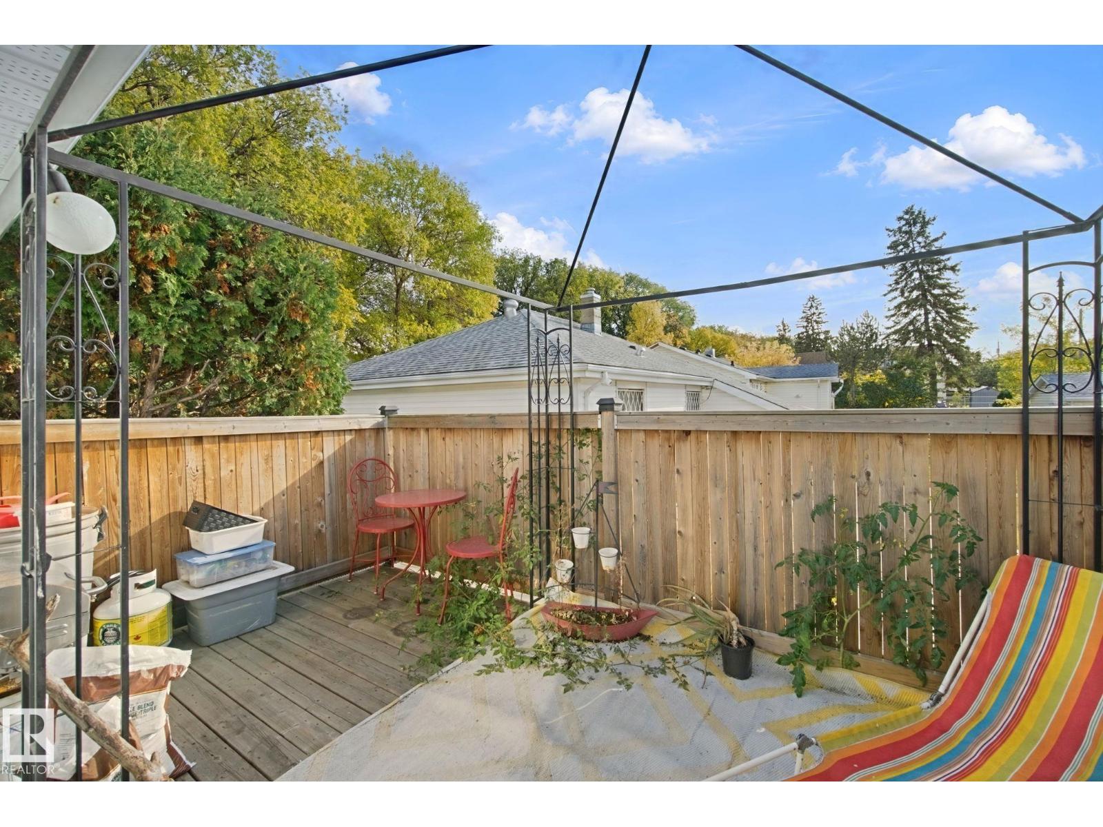 11946 70 ST NW - Image 28