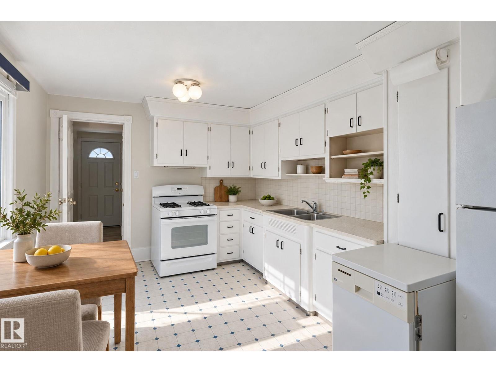 11946 70 ST NW - Image 3