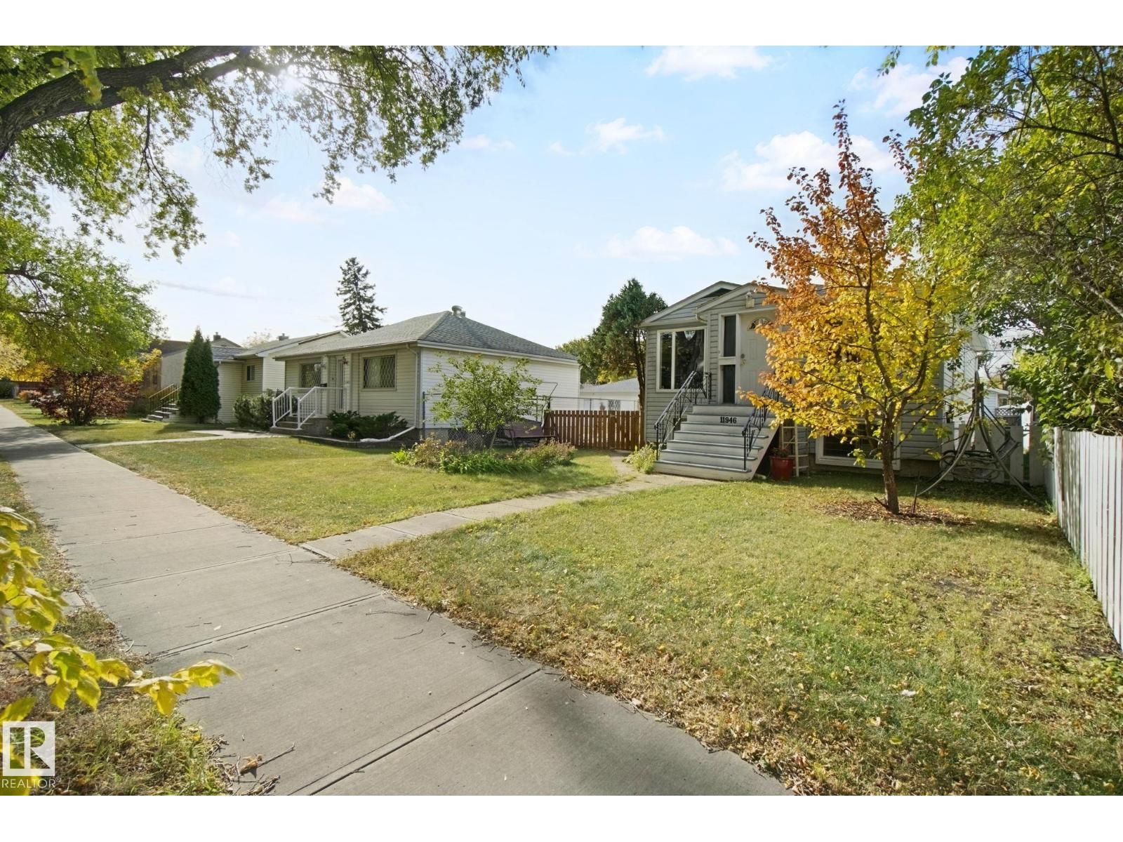 11946 70 ST NW - 44